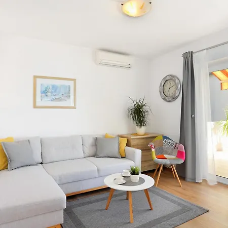 By The Sea Podgora, Makarska - 2594 Apartment